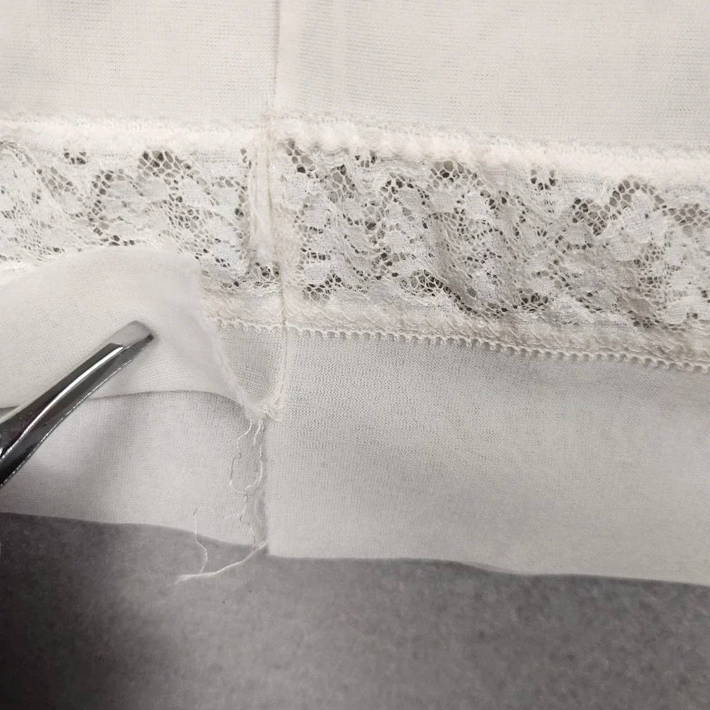 Vintage Lace Slip Dress Womens Small White Nylon Nightgown Made‎ in USA Lingerie - Picture 14 of 15